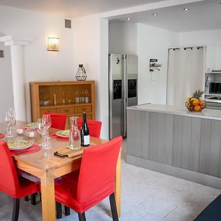 Shirley - For 10 Pool Terrace - By Tgb *