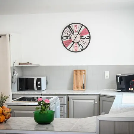 Shirley - For 10 Pool Terrace - By Tgb Cuttoli-Corticchiato