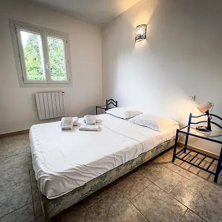 Villa Shirley - For 10 Pool Terrace - By Tgb *