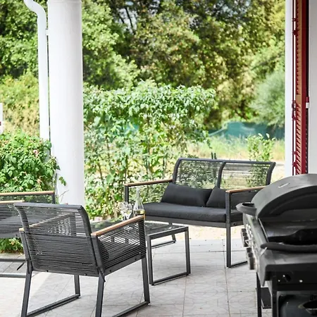 Villa Shirley - For 10 Pool Terrace - By Tgb *