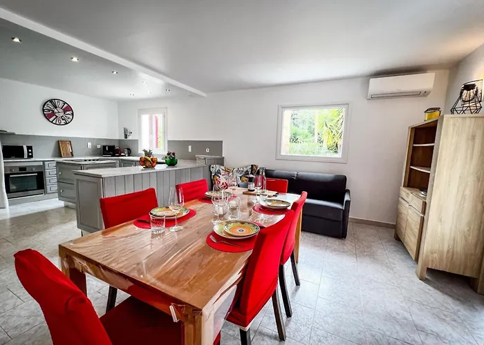 Shirley - For 10 Pool Terrace - By Tgb Villa